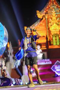 BIB: 261
                            <button type="button" onclick="openModal(22346814)" class="btn btn-primary btn-sm float-right btn-popup" data-toggle="modal" data-target=".modal-high-quality">
                        <i class="fas fa-shopping-cart"></i> Add to Cart
                    </button>
                                            <button type="button" onclick="isThisMe(22346814, true)" class="btn btn-success btn-sm float-right btn-popup btn-isme hidden" data-toggle="tooltip" data-placement="bottom" title="นี่คือรูปของคุณใช่ไหม คลิกที่นี่เพื่อเอาเข้าอัลบั้ม">
                        <i class="fas fa-plus"></i> Add to album
                    </button>
                    <button type="button" onclick="isThisMe(22346814, false)" class="btn btn-warning btn-sm float-right btn-popup btn-isnotme hidden">
                        <i class="fas fa-ban"></i> Remove from album
                    </button>